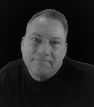 Robert-bw317x382 Robert-bw317x382